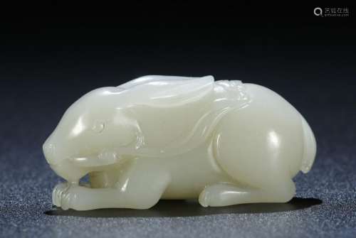 A NICE CARVED CELADON JADE RABBIT FIGURE