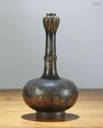 A VERY OLD SILVER CARVED GARLIC HEAD VASE