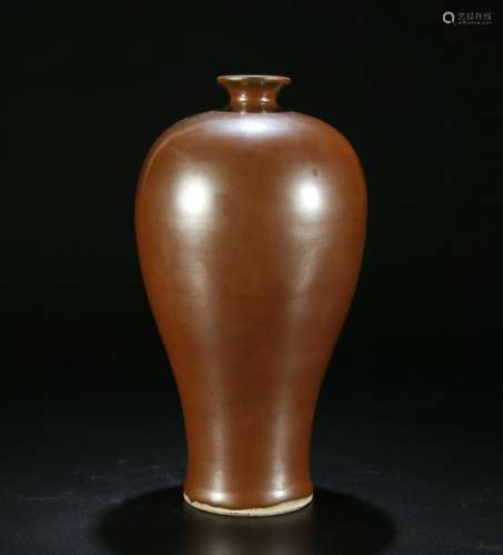 AN OLD BROWN GROUND GLAZED MEIPING VASE