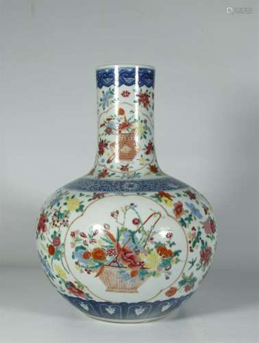 19THC LARGE FAMILLE ROSE VASE