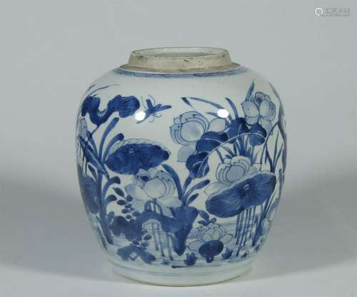 18THC BLUE/WHITE GINGER JAR. LOTUS PATTERN