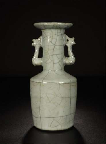 CHINESE PORCELAIN GE WARE CRACKED GLAZE VASE