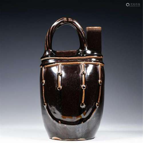 CHINESE PORCELAIN BLACK GLAZE KETTLE