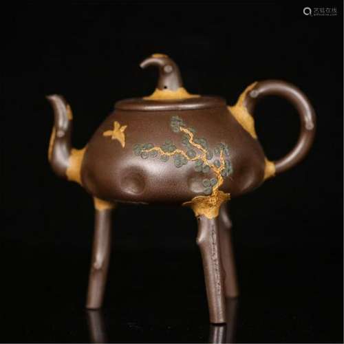 CHINESE YIXING ZISHA CLAY HIGH FEET TEA POT