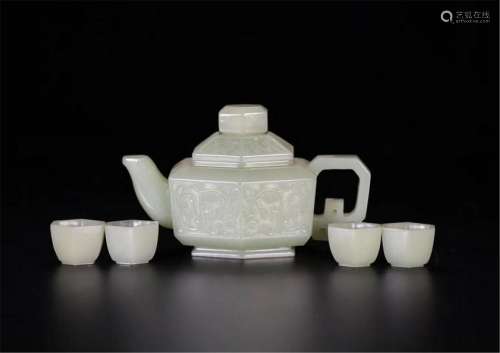 CHINESE WHITE JADE TEA POT WITH FOUR CUPS