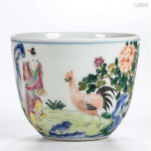 CHINESE PORCELAIN FAMILLE ROSE CHICKEN AND BOY CUP