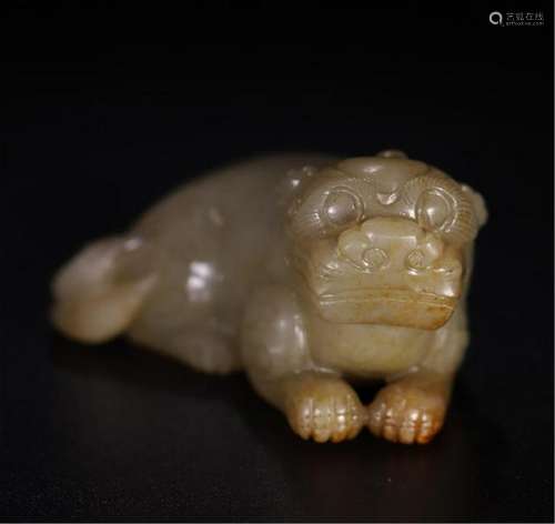 CHINESE ANCIENT JADE BEAST TABLE ITEM