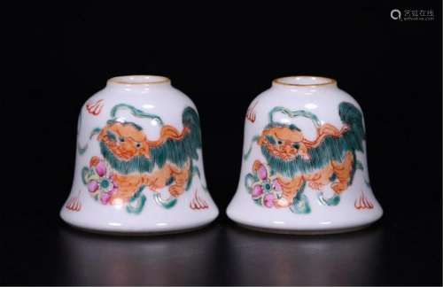 PAIR OF CHINESE PORCELAIN FAMILLE ROSE LION WATER POTS