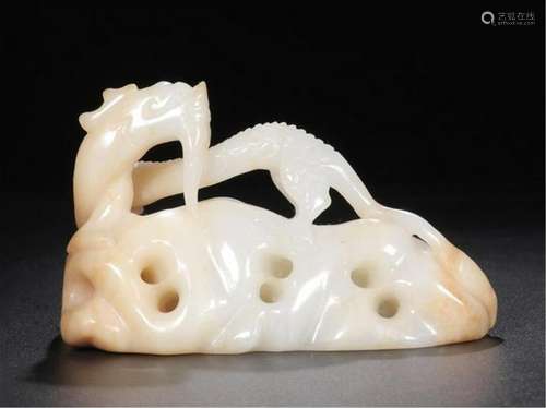 CHINESE WHITE JADE DRAGON TABLE ITEM