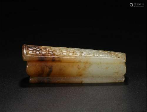 CHINESE ANCIENT JADE BEAST TABLE ITEM