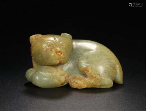 CHINESE ANCIENT JADE BEAST TABLE ITEM