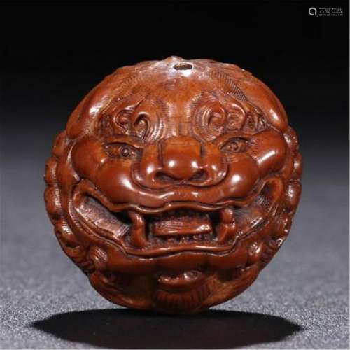 CHINESE OLIVER KERNEL CRAVED LION HEAD BEAD