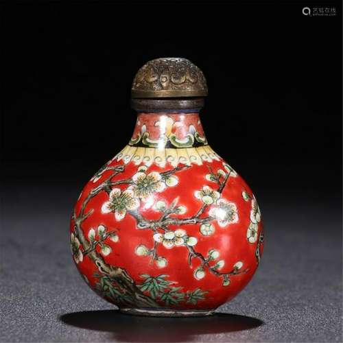 CHINESE PORCELAIN FAMILLE ROSE FLOWER SNUFF BOTTLE