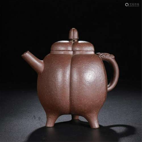 CHINESE YIXING ZISHA CLAY TEA POT