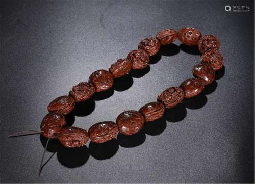 CHINESE WALNUT KERNEL CRAVED BEAD BRACELET