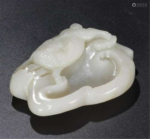 CHINESE WHITE JADE BEAST BRUSH WASHER