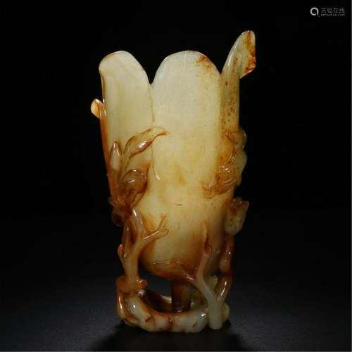 CHINESE ANCIENT JADE FLOWER HOLDER