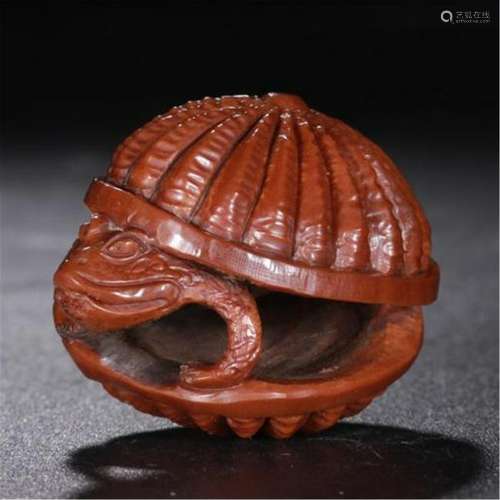 CHINESE WALNUT KERNEL CRAVED TOAD IN BOX TABLE ITEM