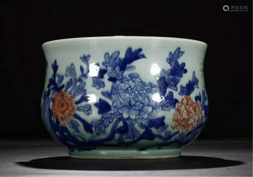 CHINESE PORCELAIN BLUE AND WHITE RED UNDER GLAZE FLOWER