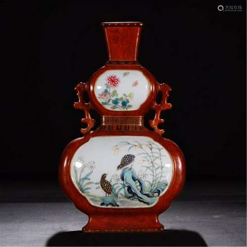 CHINESE PORCELAIN RED GLAZE FAMILLE ROSE BIRD AND