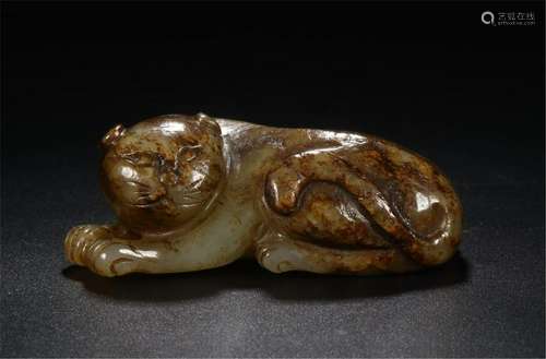 CHINESE ANCIENT JADE BEAST TABLE ITEM