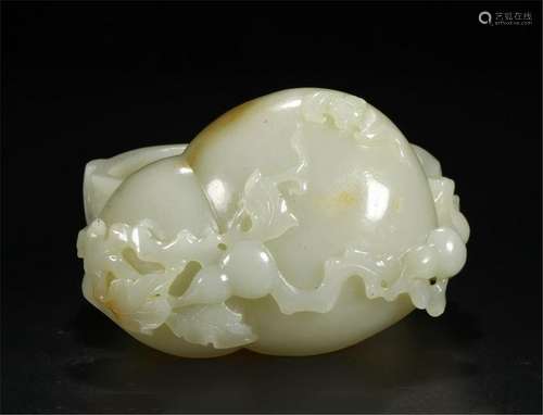 CHINESE WHITE JADE LIDDED GOURD BOX