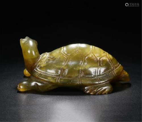 CHINESE AMBER TURTLE TABLE ITEM