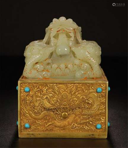 CHINESE GILT SILVER DECOR NEPHRITE JADE DRAGON SEAL IN