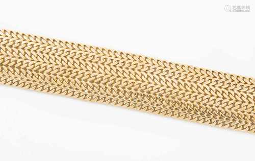 Gelbgold-Bracelet750 Gelbgold. Breites aus 6 Flachpanzerketten geschaffenes Bracelet. L 21 cm, B 3