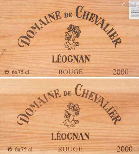 Domaine de Chevalier2000. Grand Cru . Pessac-Leognan. 2x Orig. Holzkiste. Zusammen 12 Flaschen.