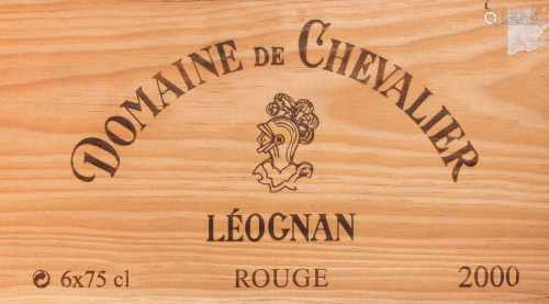 Domaine de Chevalier2000. Grand Cru. Pessac-Leognan. Orig. Holzkiste.6 Flaschen.