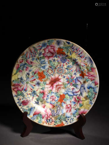 A FAMILLE ROSE MILLE FLEURS DISH, 19TH CENTURY