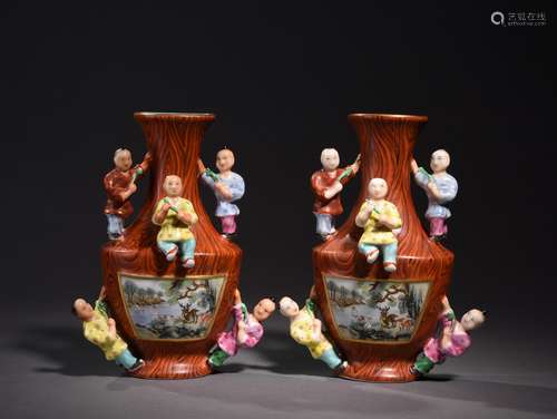 A PAIR OF FAUX-BOIS WALL VASES, 18TH CENTURY