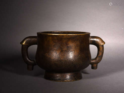 A BRONZE CENSER WITH DOUBLE HANDLES, 18TH CENTURY