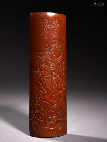 A CARVED GOURD WRIST REST, 18TH/19TH CENTURY