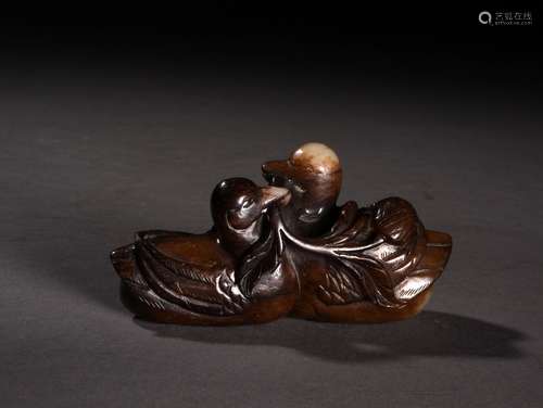 A WHITE AND RUSSET JADE MANDARIN DUCKS, 19TH CENTURY