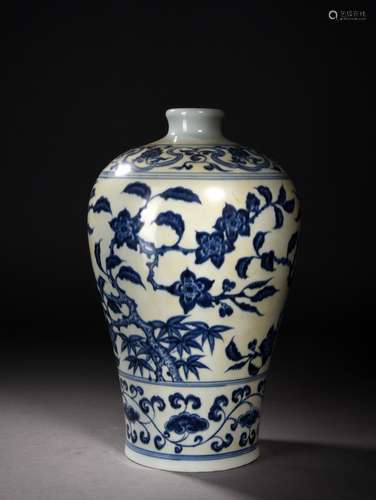 A BLUE AND WHITE PLUM VASE, 18TH CENTURY