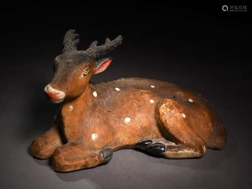 A DEER SHAPED PAPER WEIGHT, 18TH CENTURY