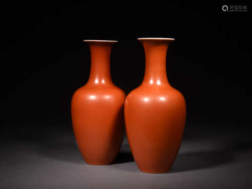 A PAIR OF CORAL RED-GLAZED VASES, REPUBLIC PERIOD