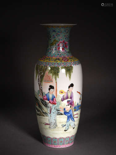 A FAMILLE ROSE ELEGANT BEAUTIES VASE, REPUBLIC PERIOD