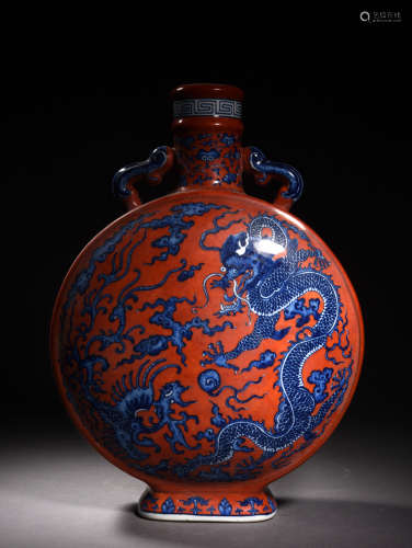 A BLUE AND WHITE AND IRON RED MOON FLASK, BIANHU, 18TH CENTURY