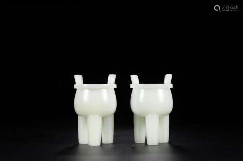 A PAIR OF CHINESE WHITE JADE CENSERS, QING DYNASTY