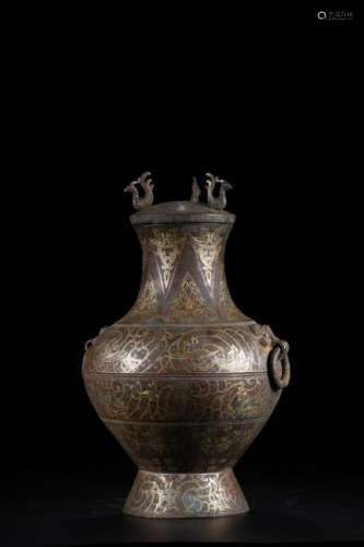 A CHINESE BRONZE GILT VASE, QING DYNASTY