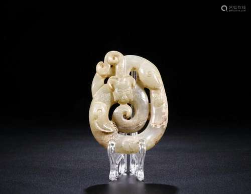 A CHINESE JADE PENDENT, QING DYNASTY