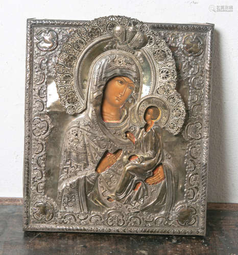 Gottesmutter von Tichwin, russische Ikone (Anfang 19. Jahrhundert), mit Silber-Riza(datiert 1841),