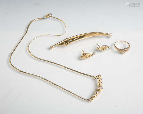 Schmuckset versch. Legierung, bestehend aus: 1x Collier 333 GG, besetzt m. 7 Glassteinen,1x