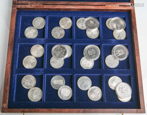 Konvolut von 5-DM-Sondermünzen (BRD, 1970er/80er Jahre), 30 Stück, Persönlichkeiten,Institutionen u.