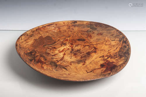 Holzschale (20. Jahrhundert), kunstvoll geformte Schale aus gepressten Holzspänen m.