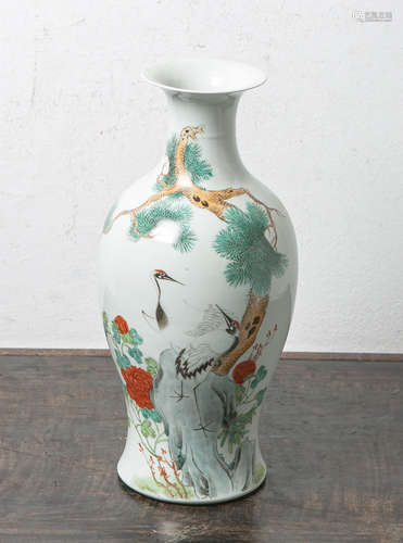 Balusterförmige Vase aus Porzellan (China, Unterbodenmarke, wohl 19. Jahrhundert), in