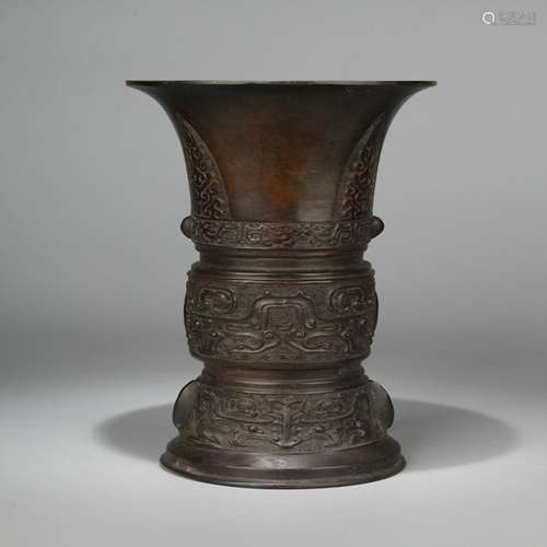 A CHINESE COPPER FLOWER VASE WITH XUAN DE SIX